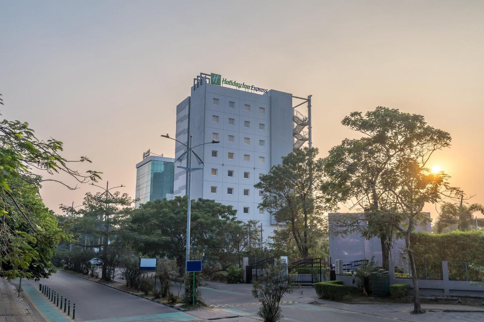 Holiday Inn Express Kolkata New Town By Ihg Exteriör bild